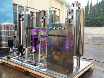 Automatic Soft Drink Processing Power Line Tinggi Soda Water CO2 Mixer 6000L / H
