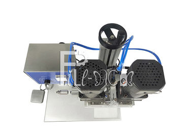Semi Otomatis Desktop Pneumatic Screw Capping Machine Untuk Botol Plastik Semprot