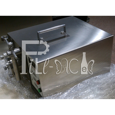 Digital Gear Pump Liquid Oil Filler Machine Desktop 4 Kepala Presisi Tinggi