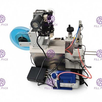 Mesin Pelabelan Botol Stiker Perekat 1800BPH Semi Otomatis Untuk Botol Persegi 3 Sisi