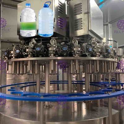 6 Kepala 600BPH Layar Sentuh Air Minum Mchine Pembotolan Dengan Capper