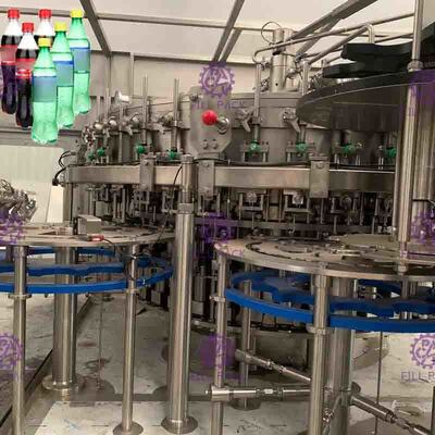 Fully Automatic Minum DCGF berkarbonasi Mengisi Mesin Untuk Soda Water / Beer