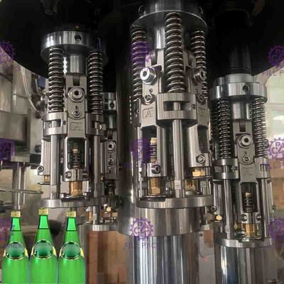 Mesin pengisian botol dengan monoblok yang diatur dengan tutup aluminium