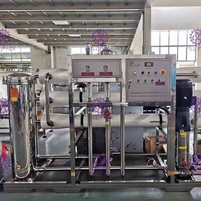 UV Sterilizer Mineral Filtration Sistem pengolahan air dengan tangki penyimpanan Stainless Steel Water