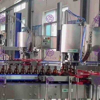 Lini Mesin Pengisian Minuman Berkarbonasi Minuman Ringan Botol Kaca Tutup Mahkota 1000BPH