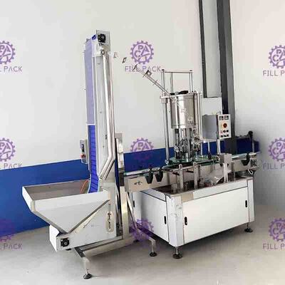 4 Kepala Otomatis PET Screw Botol Sealing / Capping / Capper Machine