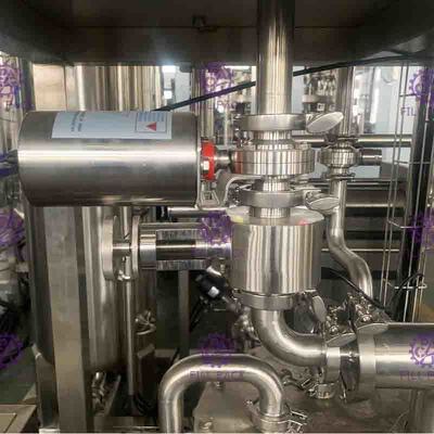 Rasio tinggi Soft Drink Membuat Mesin 9000L / H Dengan CO2 Minuman