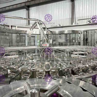 PET Plastic Glass 3 In 1 Monobloc Soft Drink Processing Line Fungsi penghentian darurat