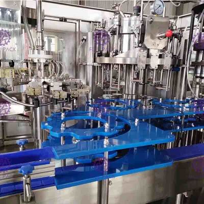 Minuman Minuman Berkarbonasi PET Plastik Kaca 3 In 1 Monobloc Botol Mengisi Mesin / Peralatan / Line / Tanaman / Sistem
