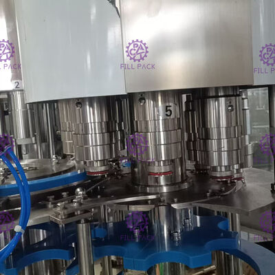 Botol plastik mengisi mesin