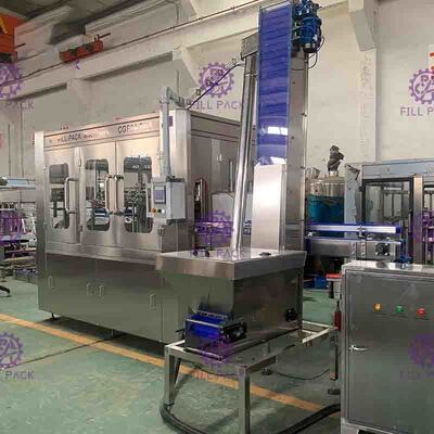 Kecepatan tinggi Air Minum Filling Machine Gravity Model
