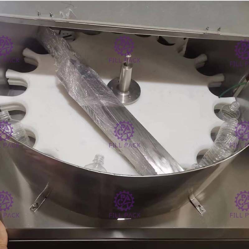 Plat putaran Jenis Botol Kecil Sorting Mesin Untuk Air Mengisi Sistem