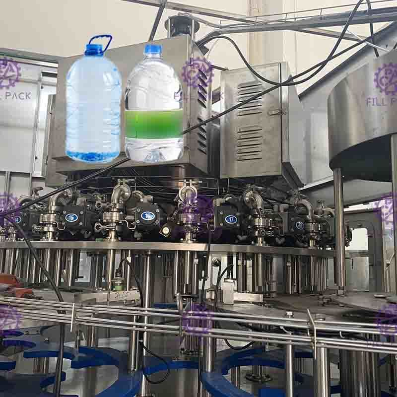 PLC Kontrol Internet Kecepatan Otomatis Air Mengisi Mesin Untuk Plastik / Botol PET