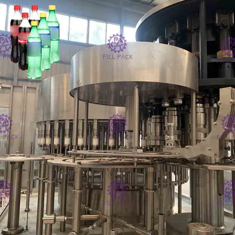 Kaca Plastik PET 3 In 1 Monobloc Minuman Aerasi Minuman Botol Air Mengisi Mesin / Peralatan / Pabrik / Sistem