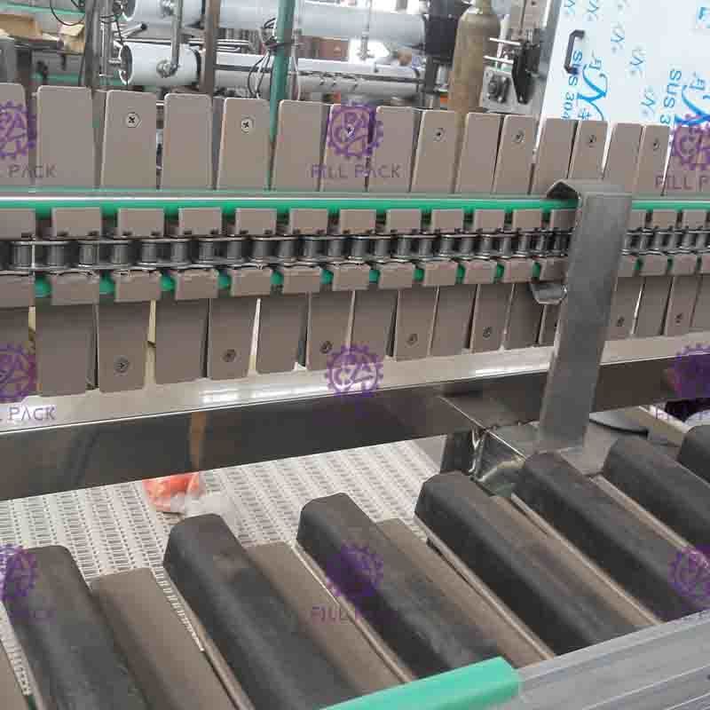 Stainless Steel 304 Botol Reverse Sterilizer Melembutkan Roller Conveyor Untuk Hot Mengisi Jalur