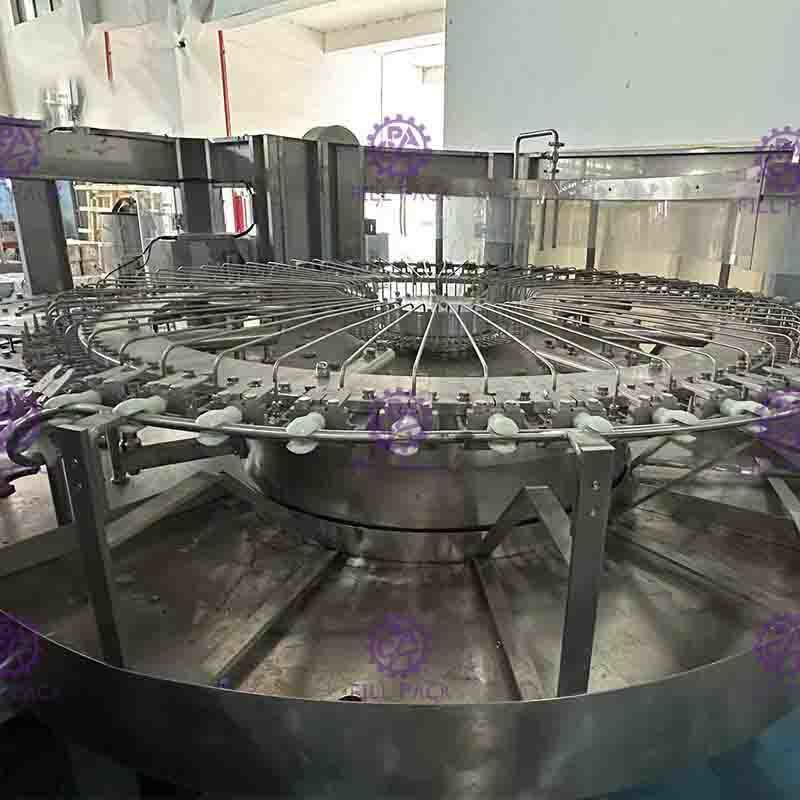 25000BPH Mesin Filling Botol Air Dengan Siemens PLC Dan Dua Potongan Konstruksi