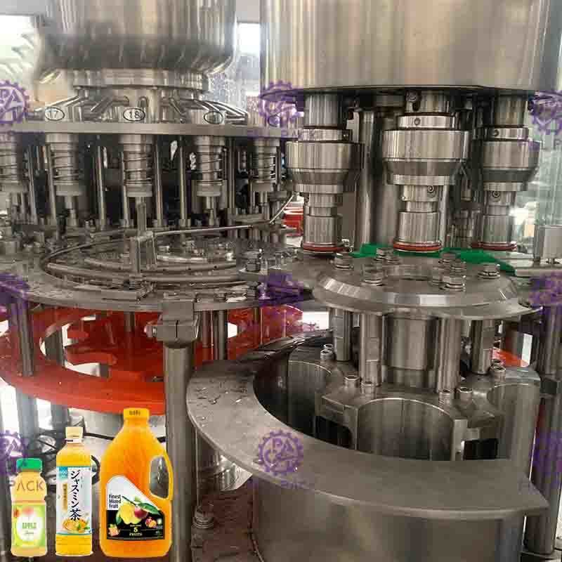 Otomatis 3 In 1 Jus Botol Plastik Kecil Mesin Pengisian Panas / Lini Produksi / Pabrik Pembotolan